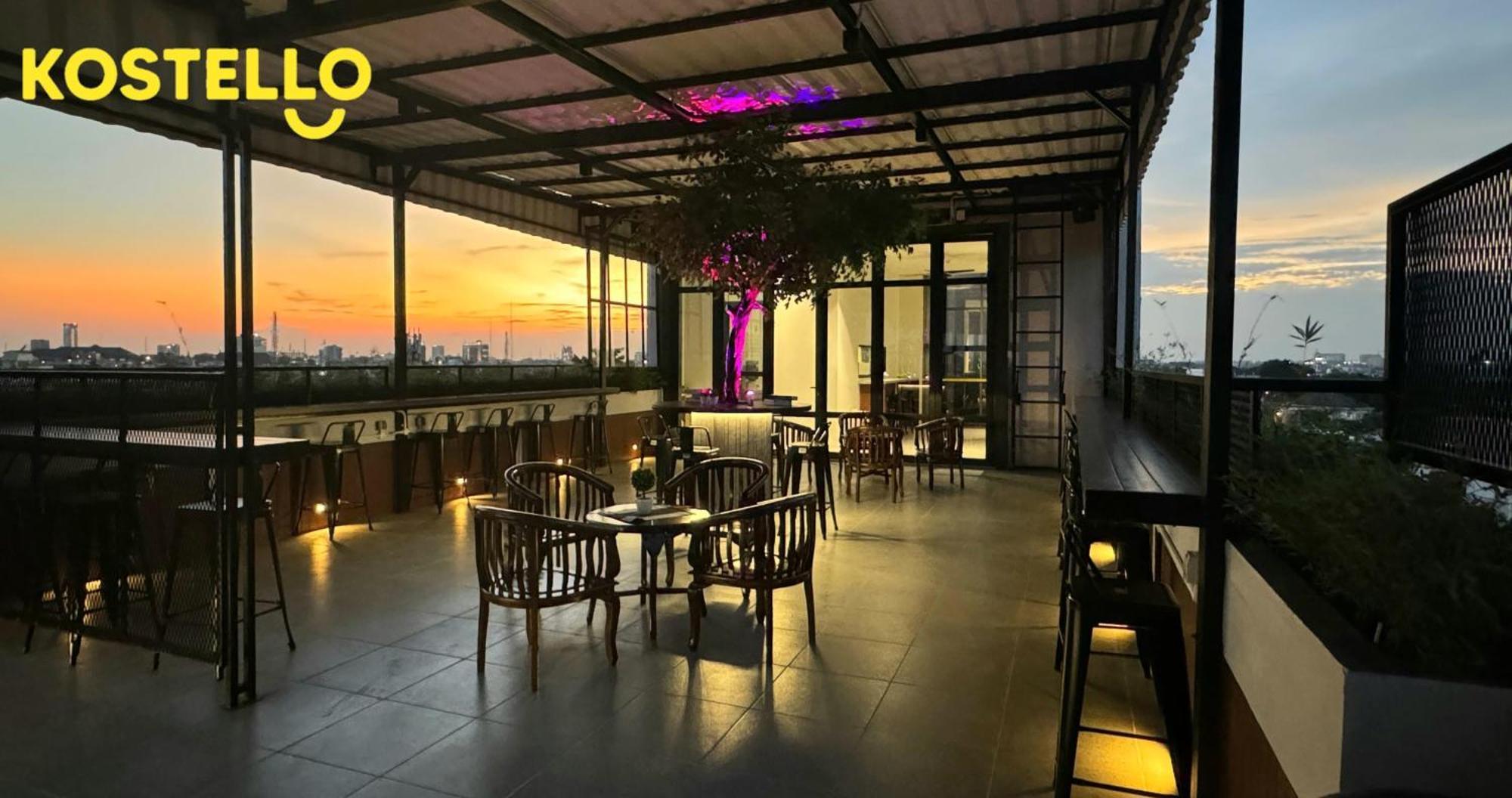 Kostello Rajawali Palembang Bagian luar foto